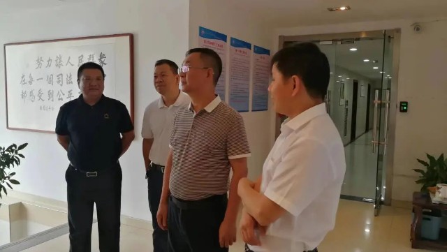 九江学院法学院张伏龙书记一行莅临我所调研交流